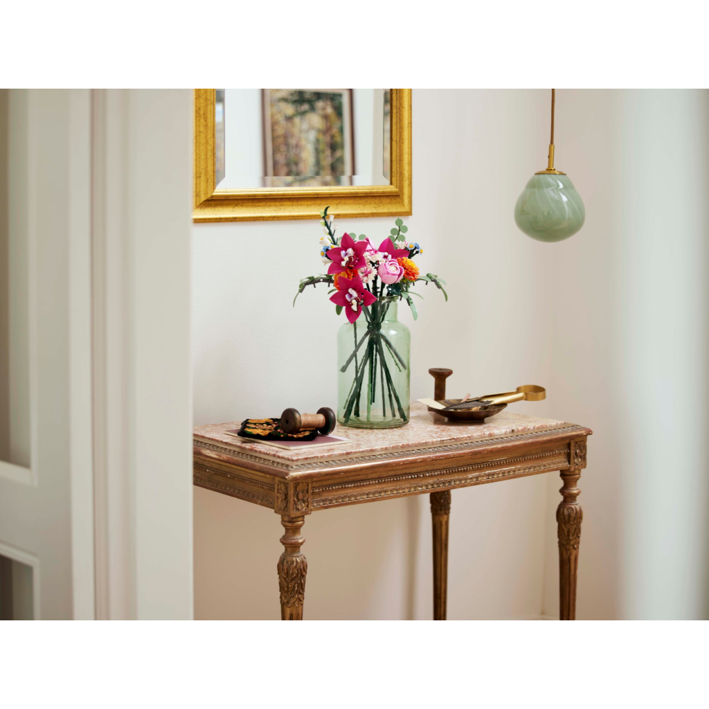 Конструктор LEGO Botanicals Милий рожевий букет квітів (10342) - зображення 12