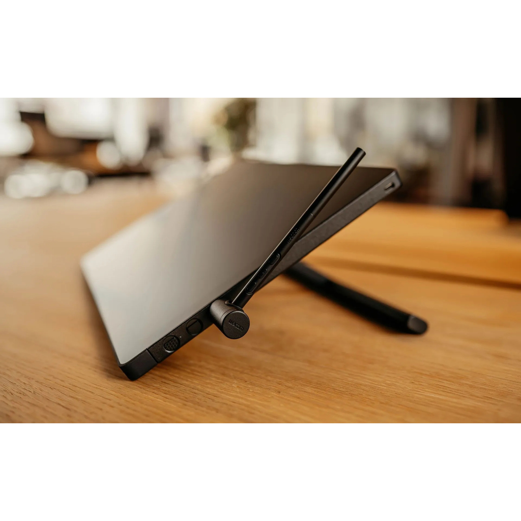Графічний планшет Wacom Cintiq16 (2025) (DTK168K0B) - зображення 7