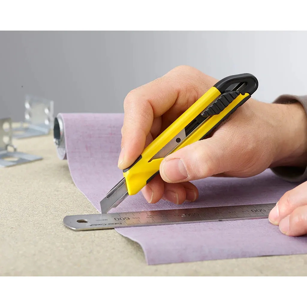 Ніж монтажний Stanley сегментне лезо 9 мм, L = 140 мм. (STHT0-10264) - зображення 2