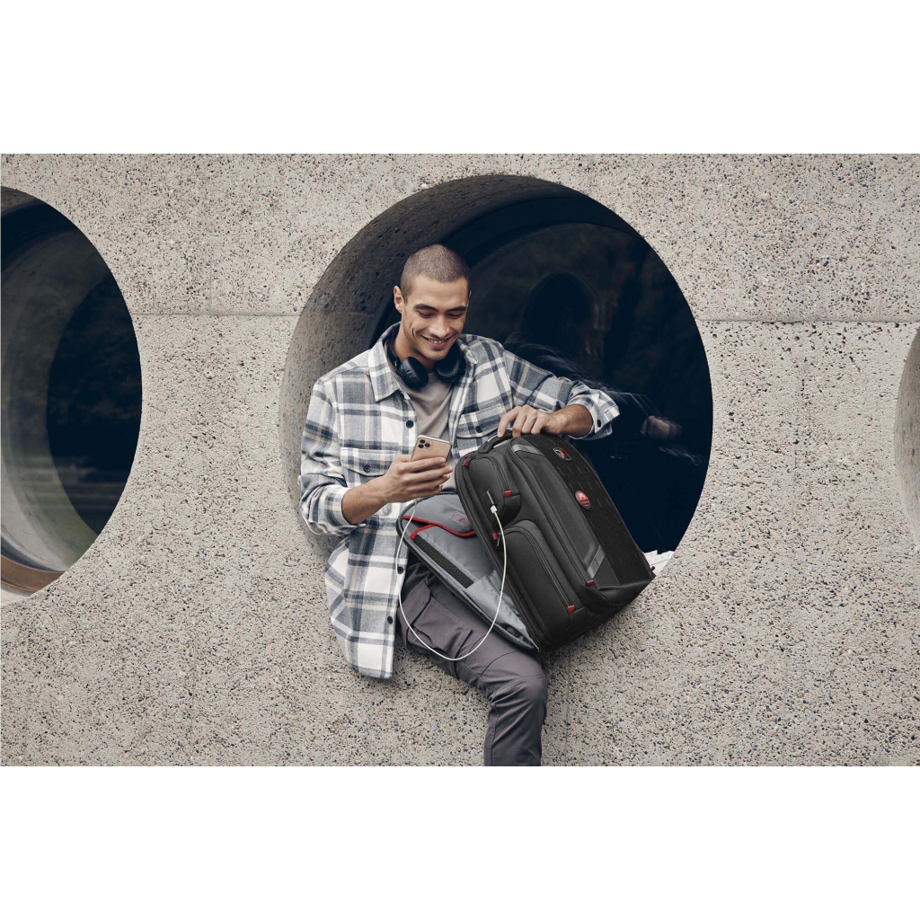 Рюкзак для ноутбука Wenger 17.3" Tech, PlayerOne, Gaming, Black (611650) - зображення 2