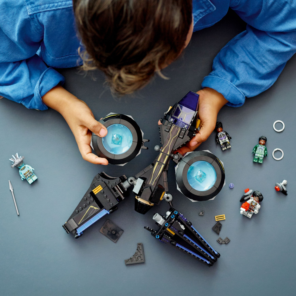 Конструктор LEGO Super Heroes Нектарка Шурі 355 деталей (76211) - зображення 4