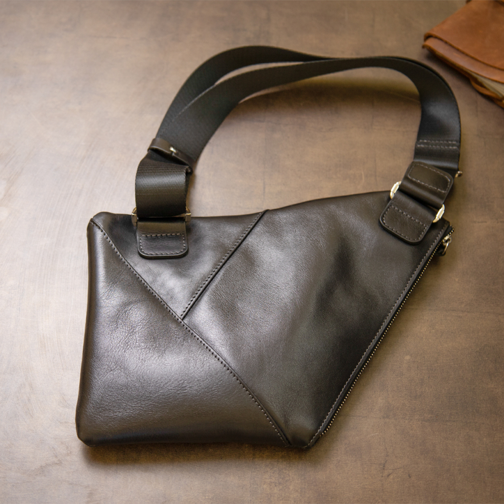 Сумка Grande Pelle Шкіряна через плече Чорна (11439) - зображення 9