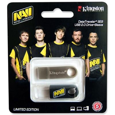 USB флеш накопичувач Kingston 8Gb DataTraveler SE9 Na'Vi edition (DTSE9H/8GB-NV / KC-U468G-4B) - изображение 1