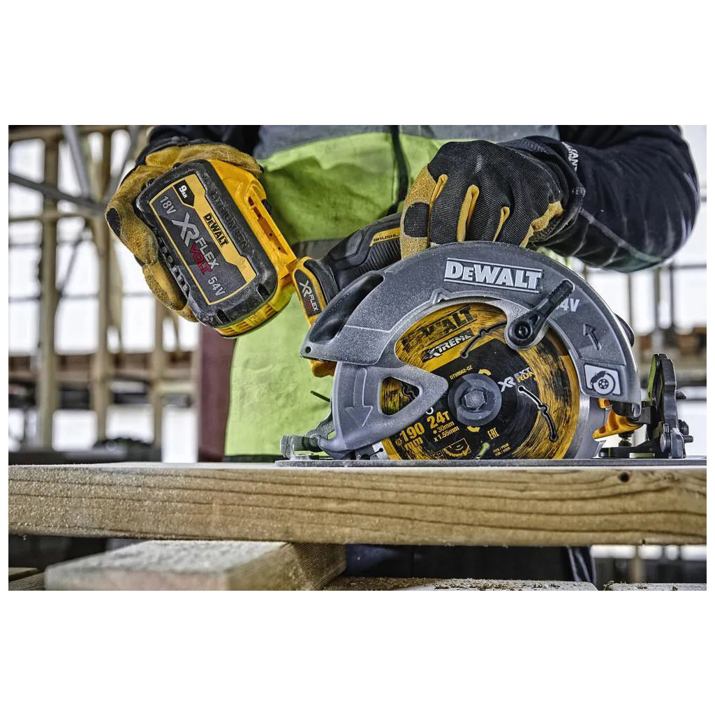 Дискова пила DeWALT 54В XR FLEXVOLT Li-lon диск 190х30 мм, 2x3Ah, 3.6 кг, кейс TSTAK (DCS578X2) - зображення 7