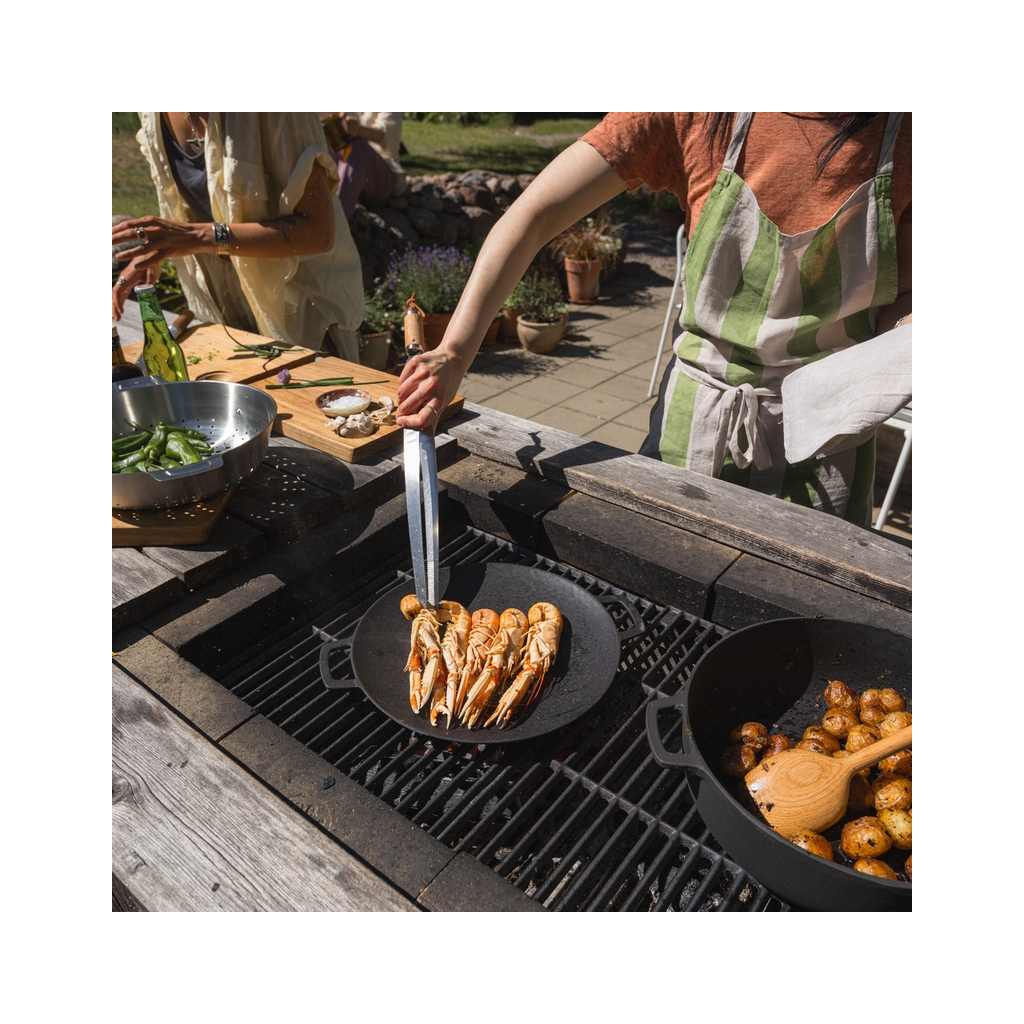 Сковорода Fiskars Norden садж чавунна для гриля 30 см (1066432) - зображення 7