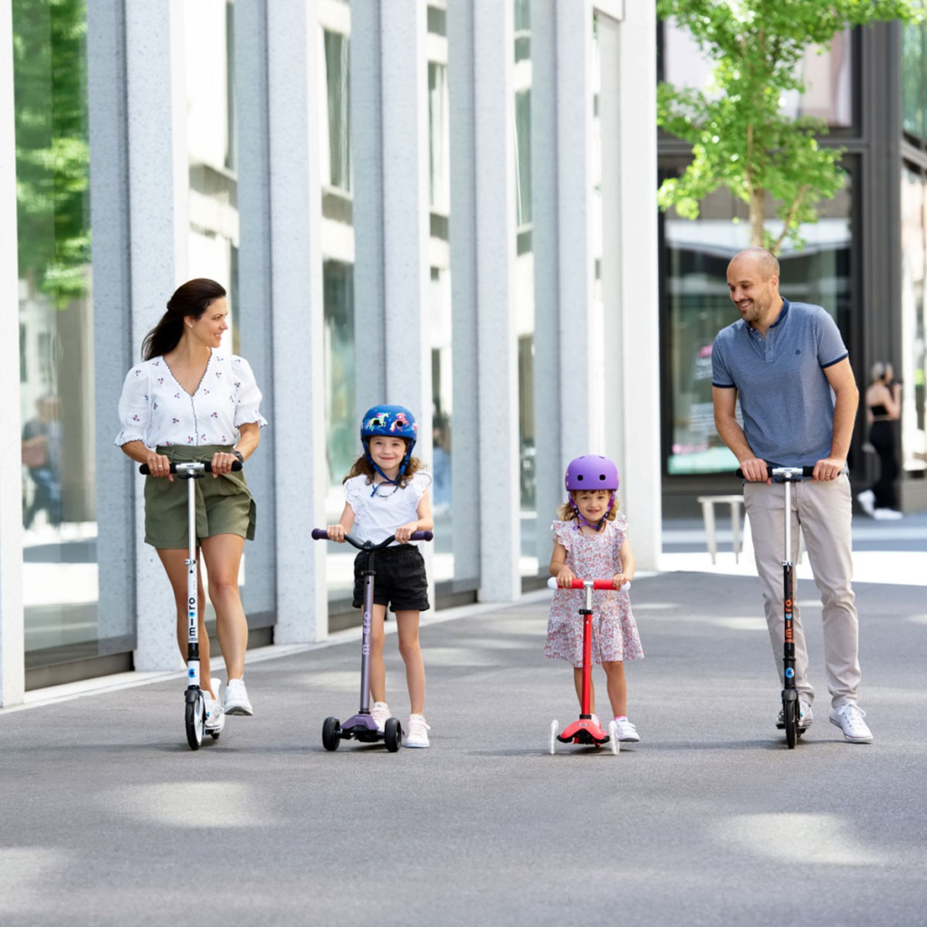 Шолом Micro S (4853 см) фіолетовий з квітами (AC2137BX) - зображення 3