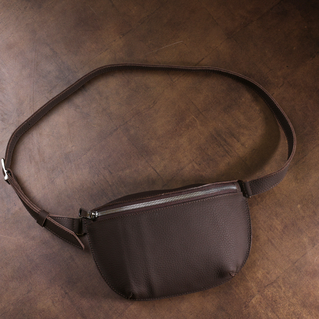 Сумка Shvigel Шкіряна матова бананка Коричнева (16381) - зображення 10