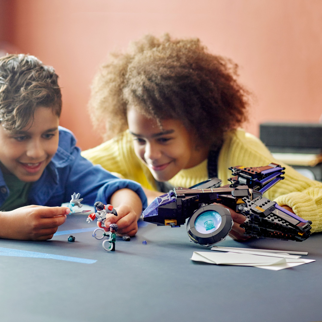 Конструктор LEGO Super Heroes Нектарка Шурі 355 деталей (76211) - зображення 3