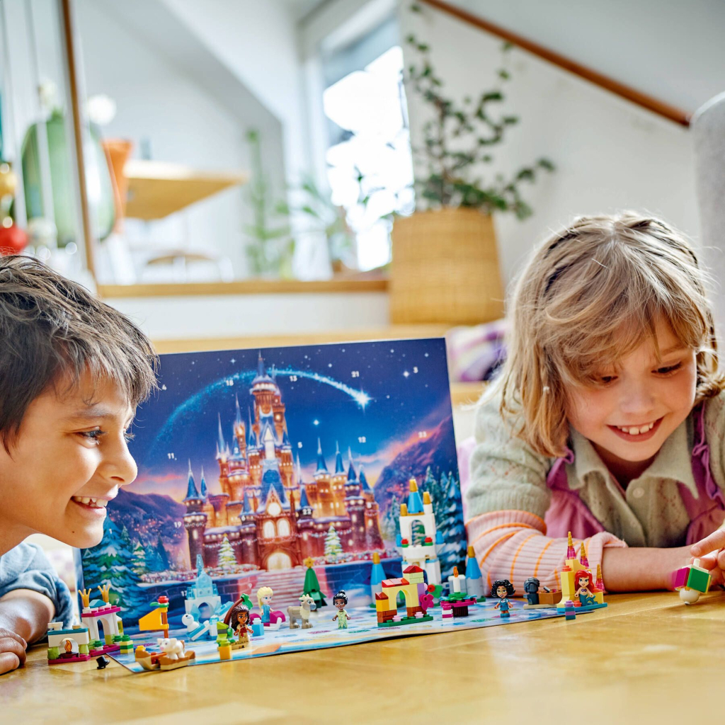 Конструктор LEGO Disney Різдвяний календар 2024 (43253) - зображення 8