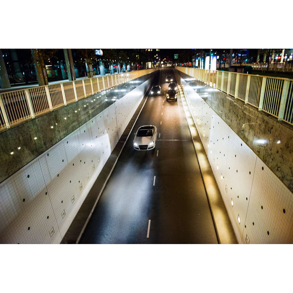 Автолампа Philips W5W WhiteVision, 2шт/бл. (12961NBVB2) - зображення 4