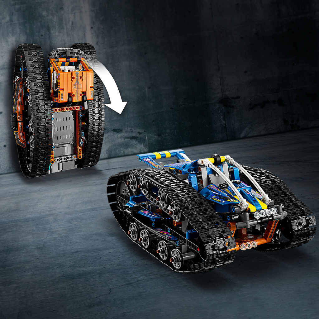 Конструктор LEGO Technic Машина-трансформер на керуванні з додатка (42140) - зображення 7