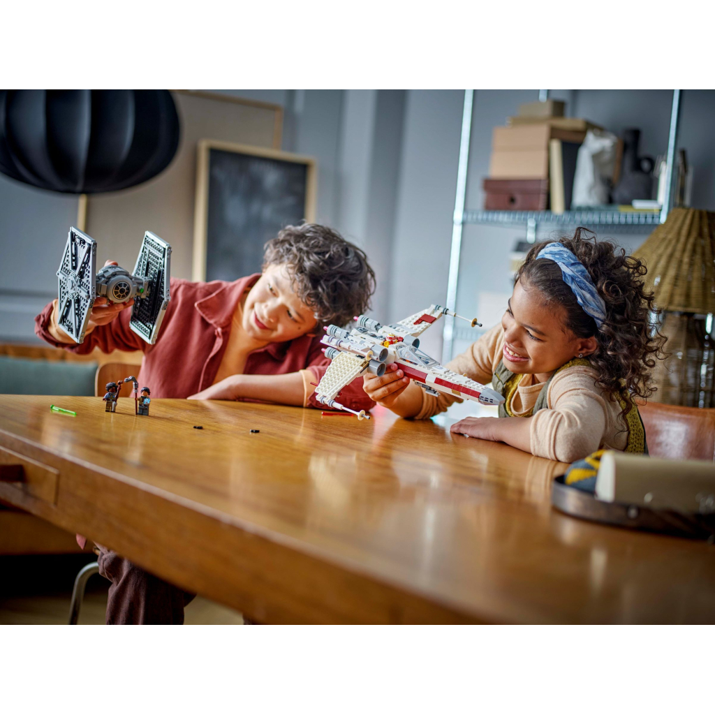 Конструктор LEGO Star Wars Збірний пакет «Винищувач TIE і Корабель X-wing» (75393) - зображення 8