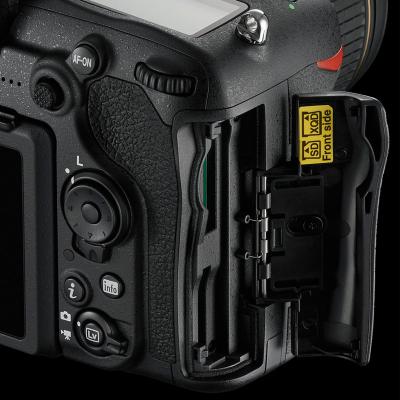 Цифровий фотоапарат Nikon D500 Body (VBA480AE) - зображення 5