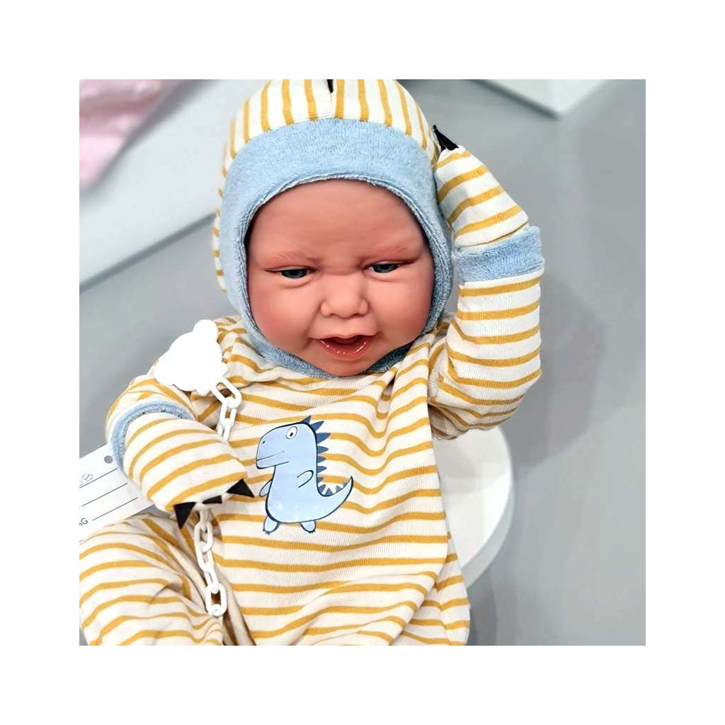 Пупс Antonio Juan Новонароджений Карло в піжамі-динозаври з вініловим тілом 42 см (50158) - зображення 4