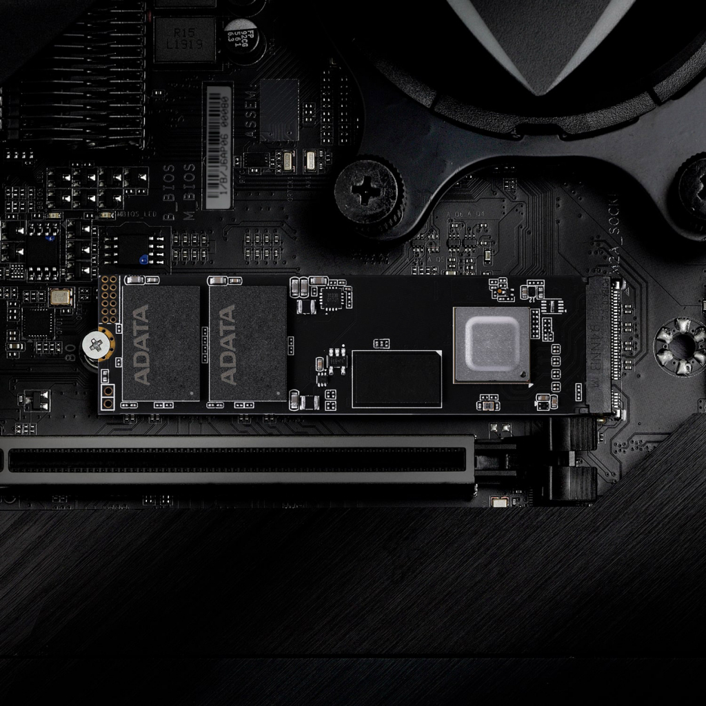 Накопичувач SSD M.2 2280 512GB ADATA (AGAMMIXS70B-512G-CS) - зображення 4