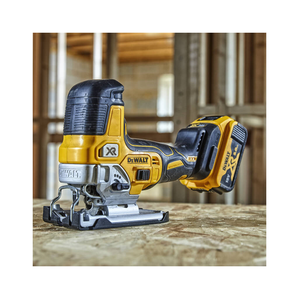 Електролобзик DeWALT 18В XR Li-lon, 1000 - 3200 ход/хв, TSTAK (без АКБ та ЗП) (DCS335NT) - зображення 6