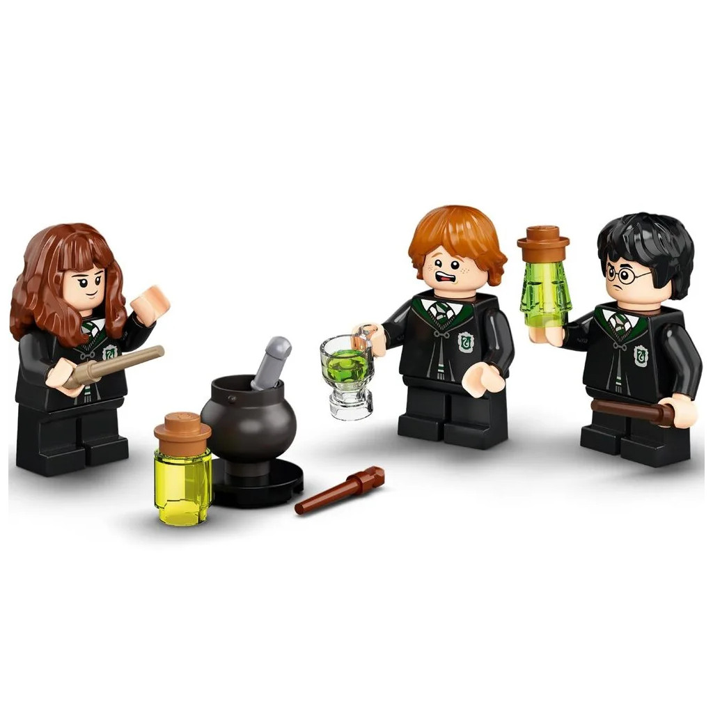 Конструктор LEGO Harry Potter Гоґвортс: помилка з оборотним зіллям 217 деталей (76386) - зображення 7