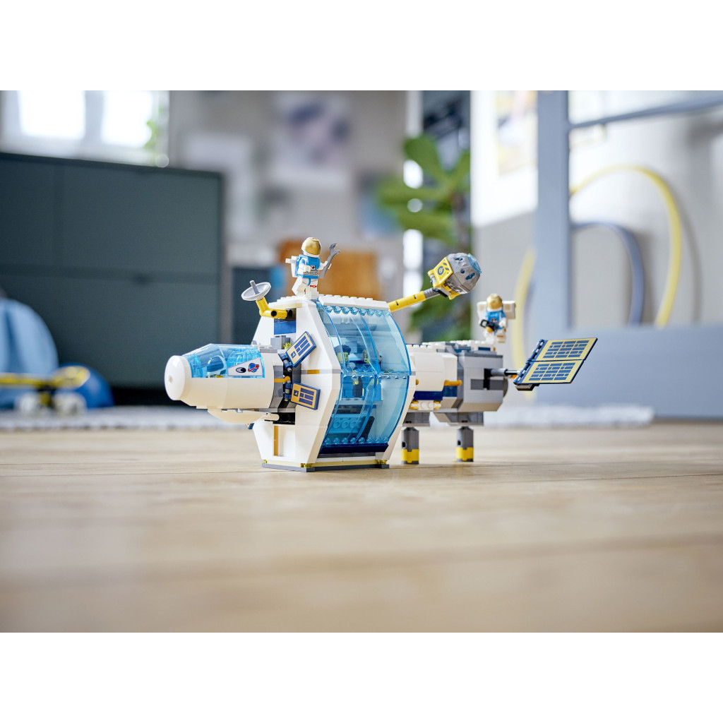 Конструктор LEGO City Місячна Космічна станція (60349) - зображення 3