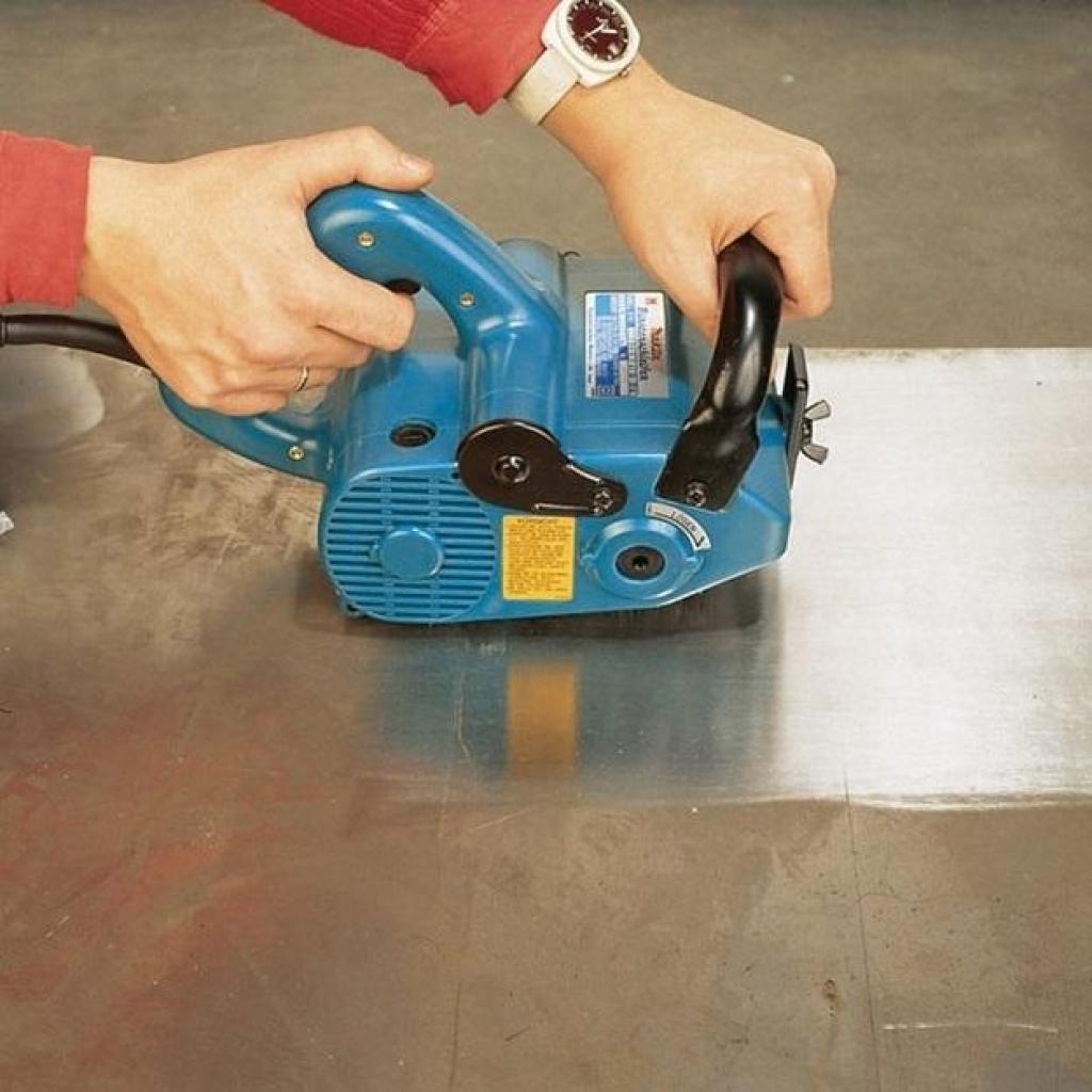 Шліфувальна машина Makita 9741 - зображення 3