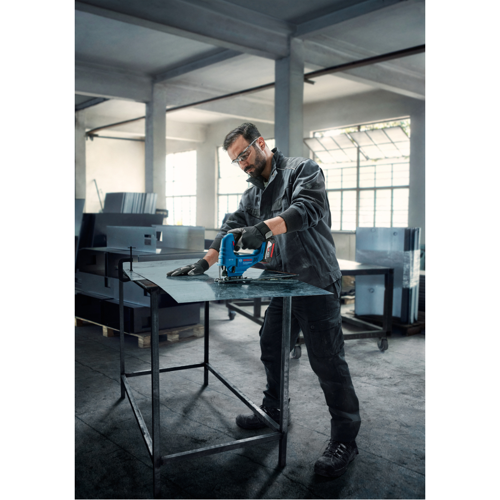 Електролобзик Bosch GST 183-LI безщітковий, 18V, 0-3300об/хв, хід 20мм (без АКБ та ЗП) (0.601.5B7.020) - изображение 5