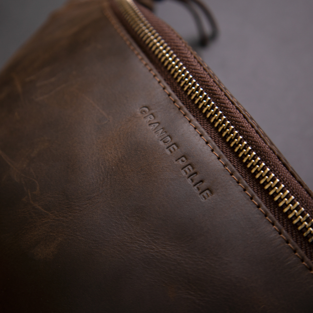 Сумка Grande Pelle Бананка у вінтажній шкірі Коричнева (11154) - зображення 9