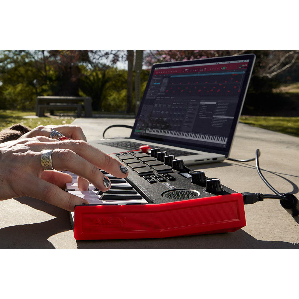 MIDI-клавіатура Akai MPK Mini Play MK3 (233076) - изображение 7
