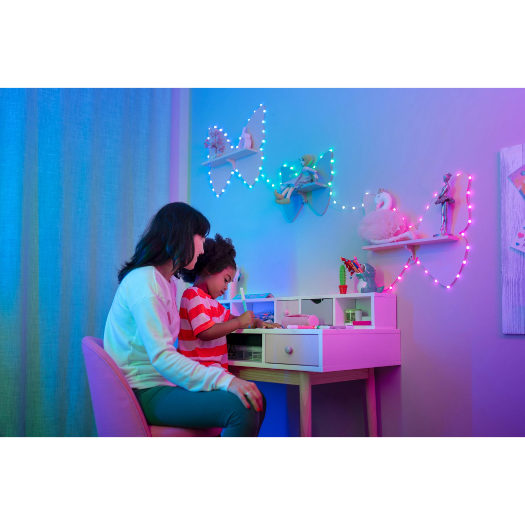Гірлянда Twinkly Smart LED, Strings USB 200 Heart-shaped RGB LEDs, Green Wire, USB-C 12м (TWKH200RGB-G) - зображення 3