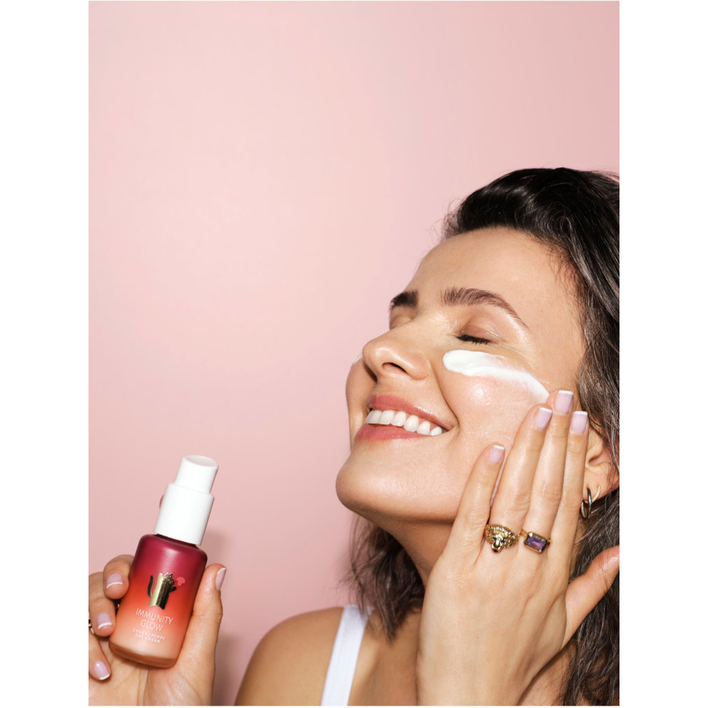 Крем для обличчя Yope Immunity Glow Chaga + Poppy Day Cream 50 мл (5903760200305) - зображення 5