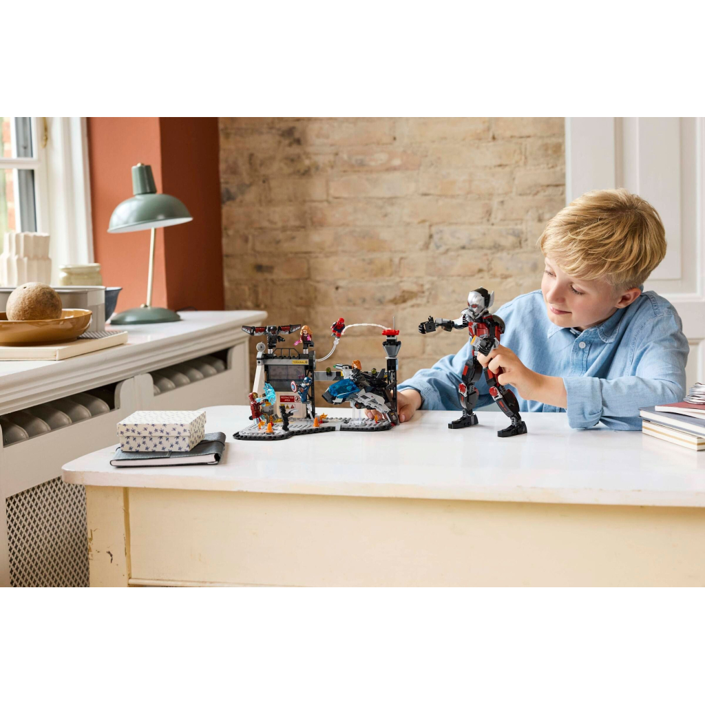 Конструктор LEGO Super Heroes Перший месник: Протистояння Пригодницька битва (76314) - зображення 8