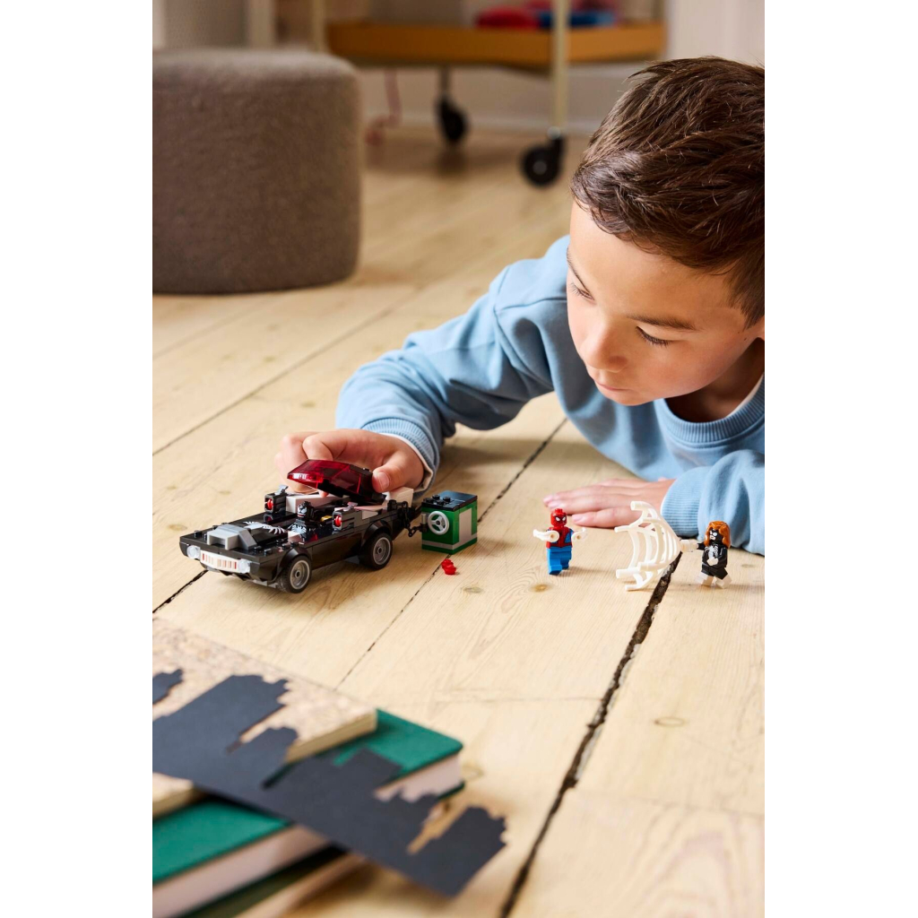 Конструктор LEGO Super Heroes Людина-павук проти маслкара Венома (76309) - зображення 9