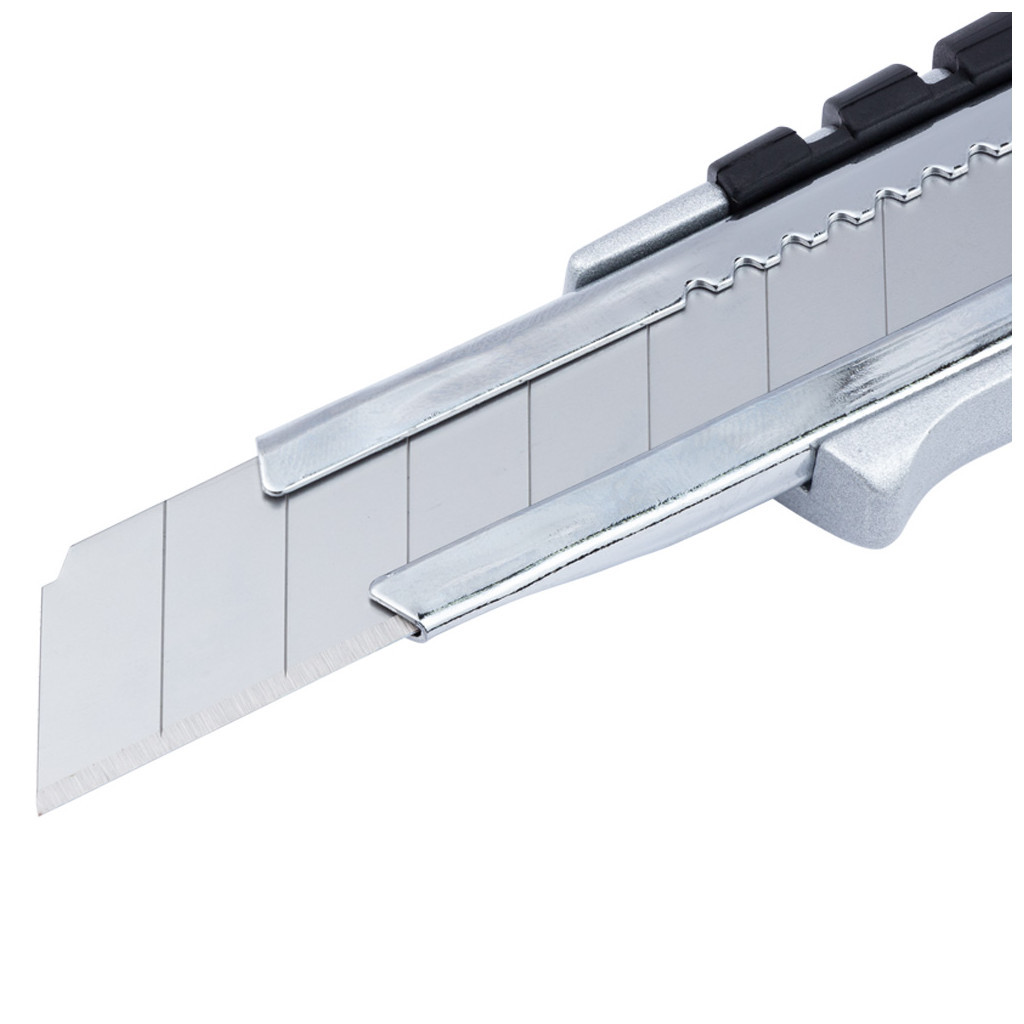 Ніж монтажний Sigma корпус метал/гума, лезо 18мм, автоматичний замок (8211041) - зображення 4